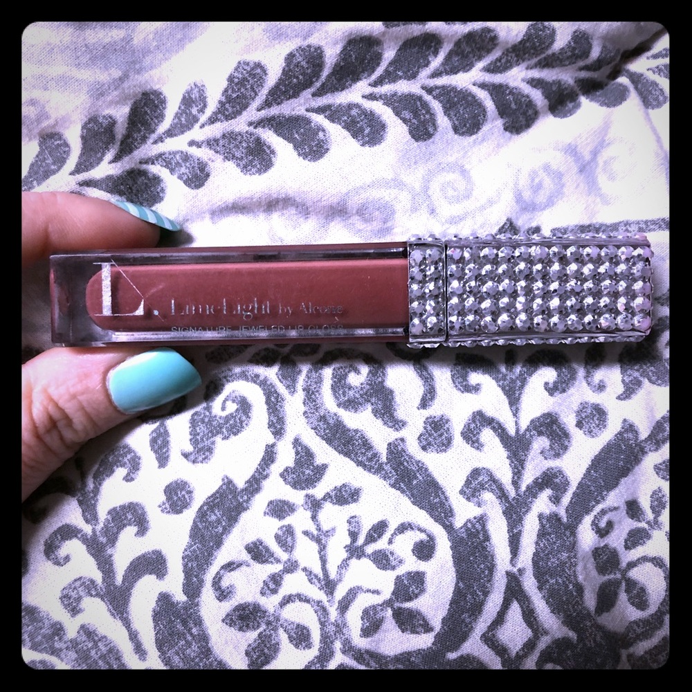 Limelight lip gloss
